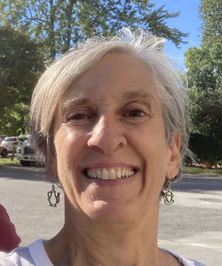 Linda Savoie
