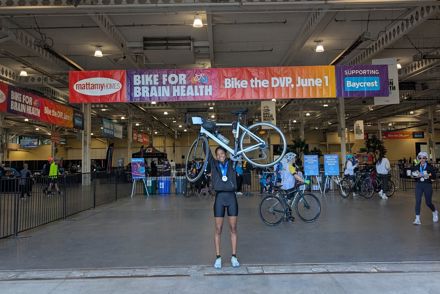 Aleyxa Gates - Julien