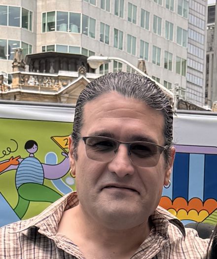 MOE NASIRZADEH