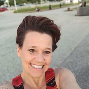 Linda Kirk