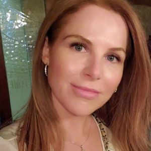 kerry holt