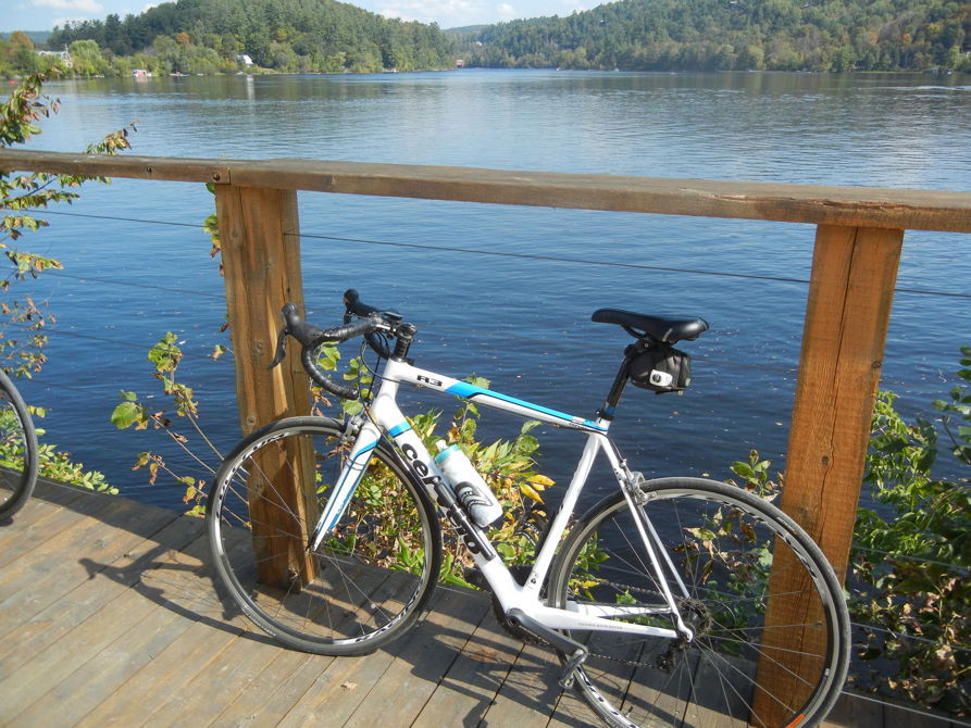 Last Sunday, we did a Bike ride in beautiful weather to Wakefield