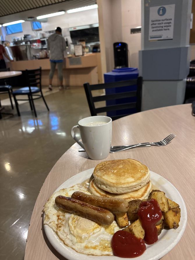 Day 1) 5-11 Bistro