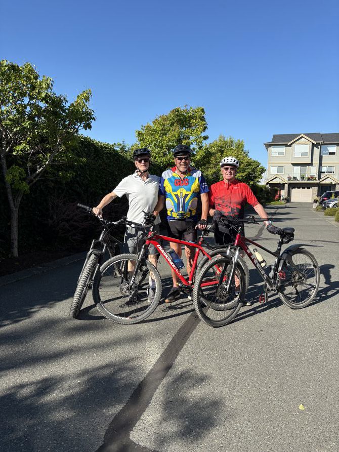 The 3 Amegoes cycling team