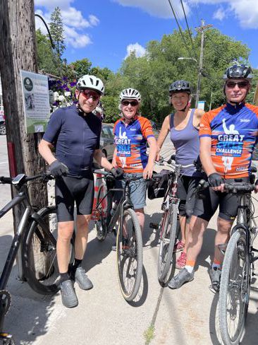 What a ride! New trail & new friends. 🚴💞