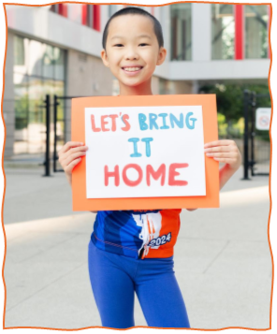 Velo-ciraptors pushing hard to the finish!