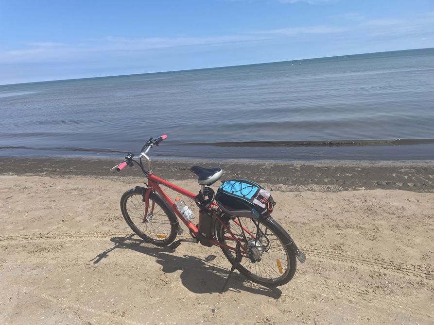 My happy place 🚴‍♂️🏖️