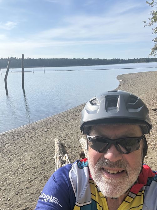 Comox Lake ride early on Sunday